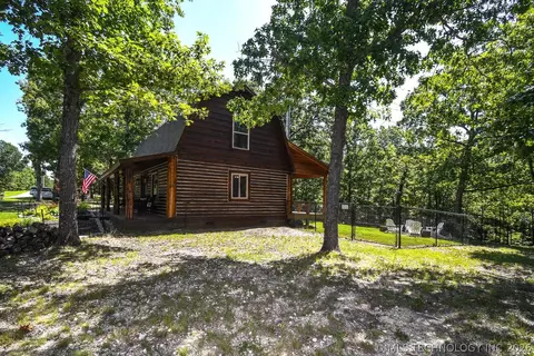 420 Deer Lake Dr, Kansas, OK 74347