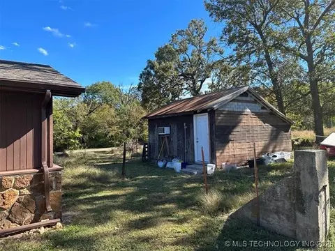 Exterior - 8209 State Highway 20, Eucha, OK 74342 photo 2 of 3