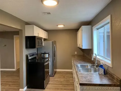 Kitchen - 8209 State Highway 20, Eucha, OK 74342 photo 1 of 1