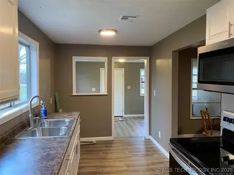 Entry Way - 8209 State Highway 20, Eucha, OK 74342 photo 1 of 2