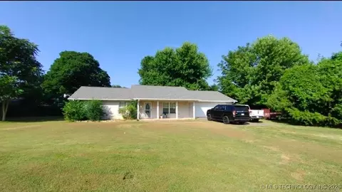 1799 W Main St, Westville, OK 74965