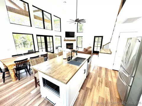 Kitchen - 119402 S 4214 Loop, Eufaula, OK 74432 photo 2 of 6