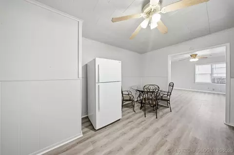Dining - 616 E Cherry St, Cushing, OK 74023 photo 1 of 1