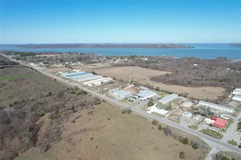 2 4213 Rd, Eufaula, OK 74432
