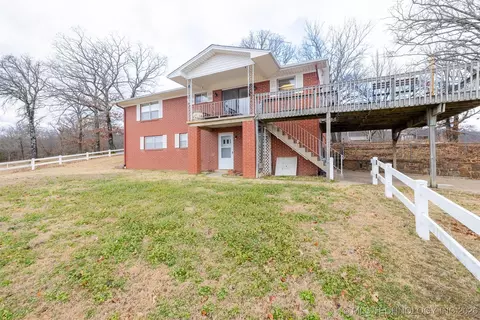 466821 E 1090 Rd, Muldrow, OK 74948