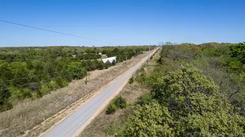 1 E 1180 Rd, Okemah, OK 74859