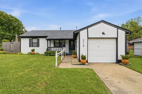 Exterior - 3714 E 2nd Pl, Tulsa, OK 74112 photo 1 of 7