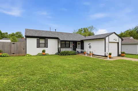 3714 E 2nd Pl, Tulsa, OK 74112