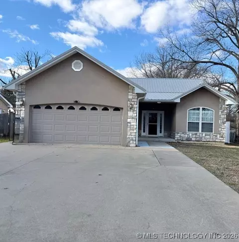 539 N Gunter St, Vinita, OK 74301