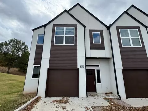 3402 Redbud Ln, Tulsa, OK 74132