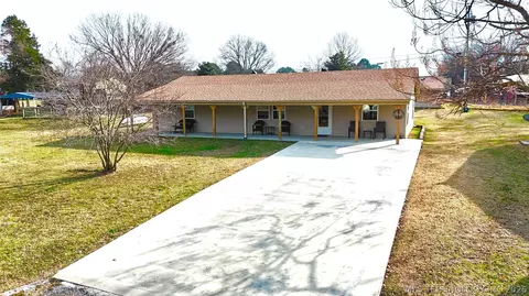 419124 E 1144 Rd, Checotah, OK 74426