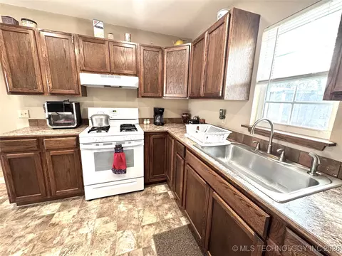 419121 E 1145 Rd, Checotah, OK 74426 photo 8