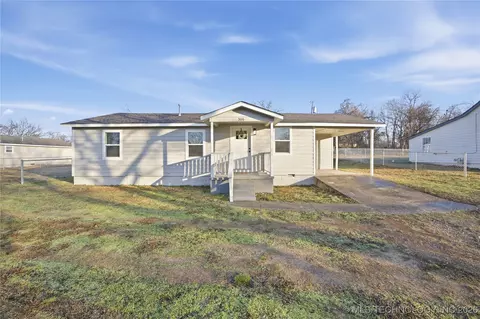 306 First St, Tahlequah, OK 74464