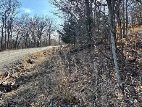 W Kelsey Drive, Cookson, OK 74451