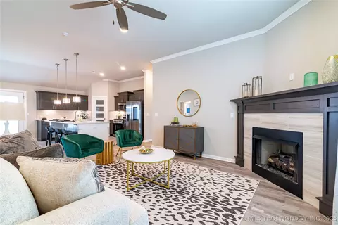 Living - 1403 E 150th Pl S, Glenpool, OK 74033 photo 1 of 4