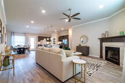 Other - 1403 E 150th Pl S, Glenpool, OK 74033 photo 3 of 10