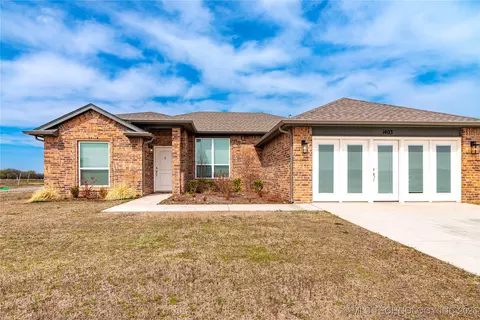 1403 E 150th Pl S, Glenpool, OK 74033