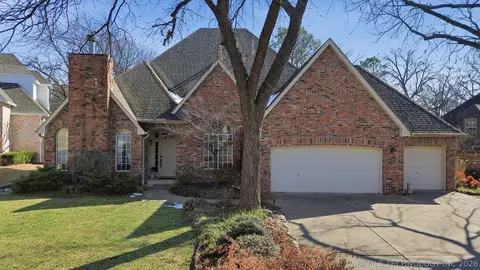9021 S Maplewood Ave, Tulsa, OK 74137