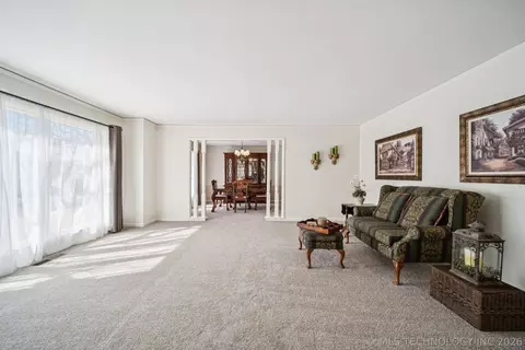 7021 E 67th St, Tulsa, OK 74133 photo 3