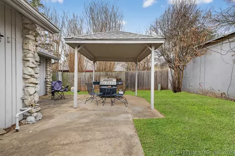 Exterior - 3341 E 83rd Pl, Tulsa, OK 74137 photo 11 of 11