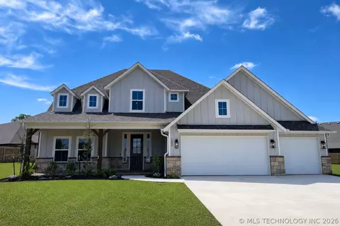 1429 N 71st St, Broken Arrow, OK 74014