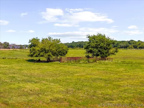 6 Wild Rose Rd, Indianola, OK 74442