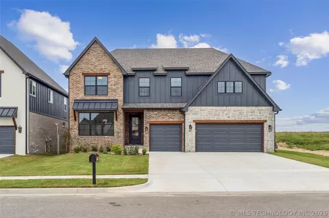 2325 E 134th Cir, Bixby, OK 74008