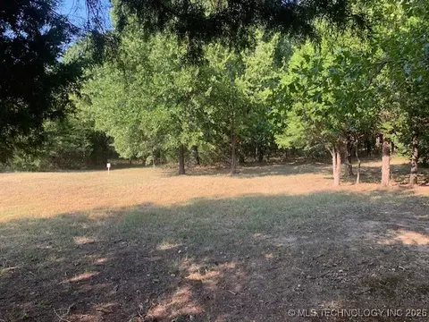 6 Eagle Ridge Rd, Sand Springs, OK 74063