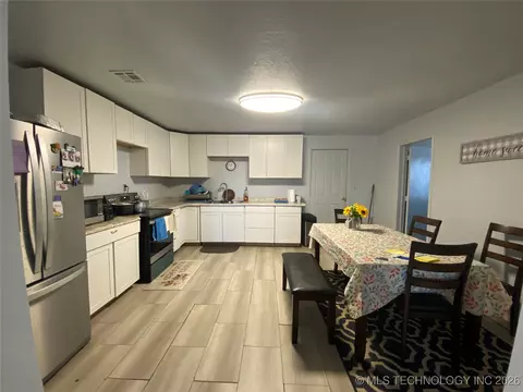 Kitchen - 20218 E 430 Rd, Jay, OK 74346 photo 1 of 1
