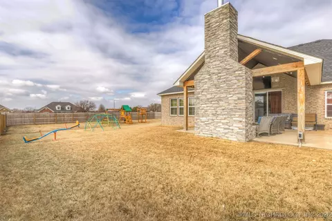 1113 Elizabeth Dr, Checotah, OK 74426 photo 65