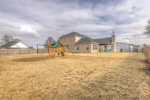 1113 Elizabeth Dr, Checotah, OK 74426 photo 66