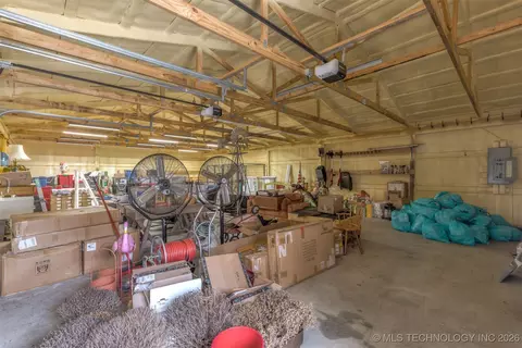 1113 Elizabeth Dr, Checotah, OK 74426 photo 68