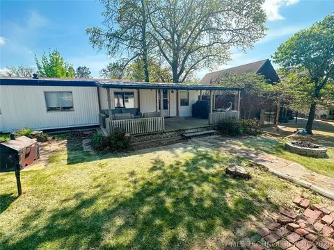 676 N Elm St, Eufaula, OK 74432