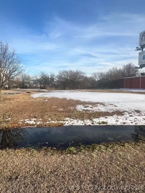 609 Bryan Dr, Durant, OK 74701