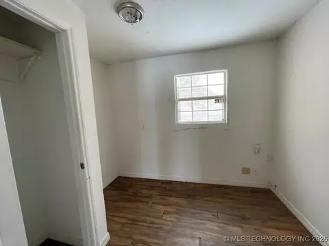 Bedroom - 807 NW 3rd St, Wagoner, OK 74467 photo 1 of 2