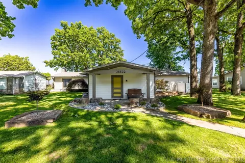 36632 S Cliff Crest Dr, Vinita, OK 74301
