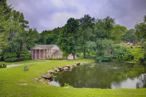 6642 S Jamestown Ave, Tulsa, OK 74136