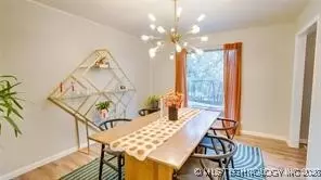 Dining - 4207 E 78th St, Tulsa, OK 74136 photo 1 of 2
