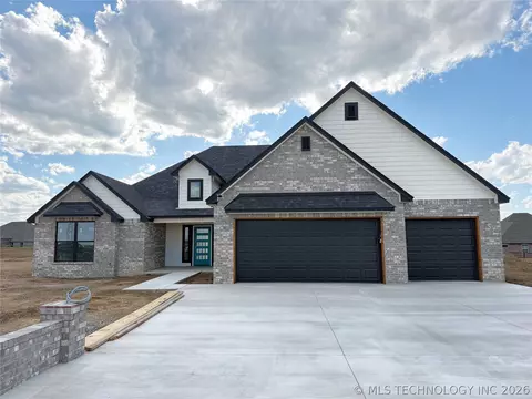 5513 E 140th St N, Collinsville, OK 74021