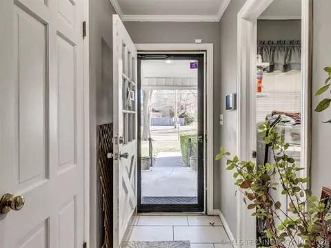 1541 E 61st St, Tulsa, OK 74136 photo 8