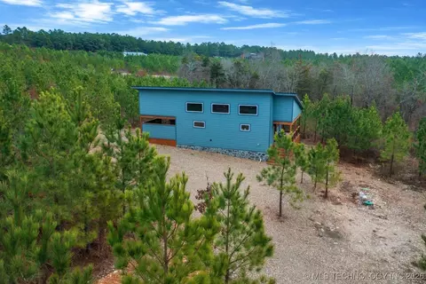 106 Red Holly Trl, Broken Bow, OK 74728