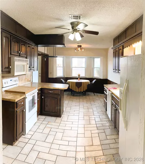 609 Willow Ct, Pryor, OK 74361 photo 10