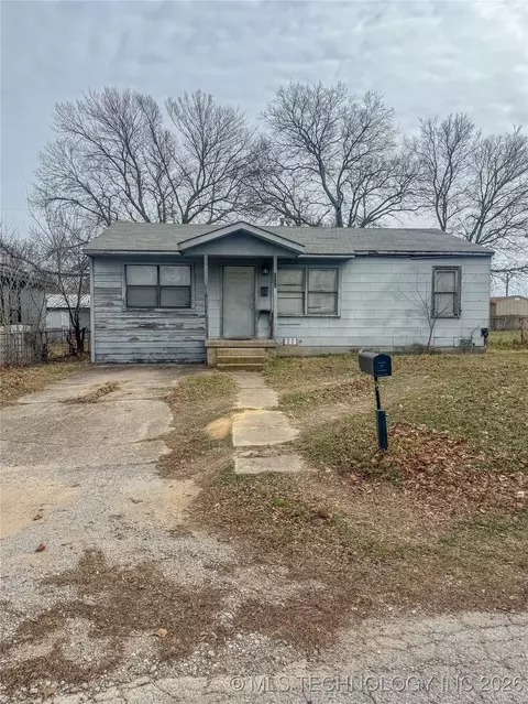 1112 Douglas St SE, Ardmore, OK 73401