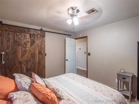 Bedroom - 419000 E 1110 Rd, Checotah, OK 74426 photo 3 of 4