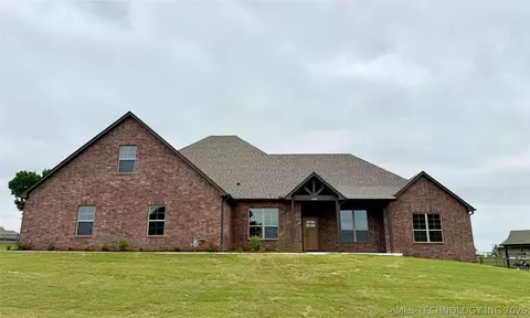 6708 E 88th St N, Owasso, OK 74055
