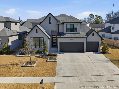4705 S Retana Ave, Broken Arrow, OK 74011