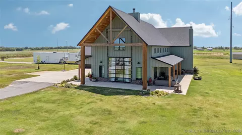 Exterior - 23960 E 710 Rd, Wagoner, OK 74467 photo 13 of 15
