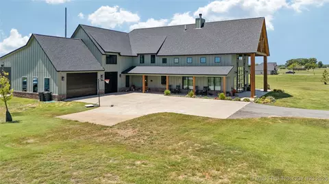 Exterior - 23960 E 710 Rd, Wagoner, OK 74467 photo 11 of 15