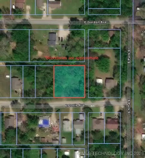121 E Davis Ave, Sapulpa, OK 74066