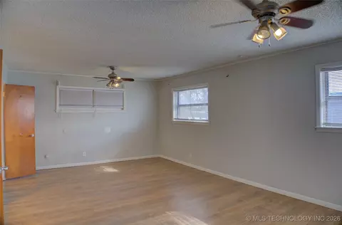 6781 E 26th Pl, Tulsa, OK 74129 photo 23